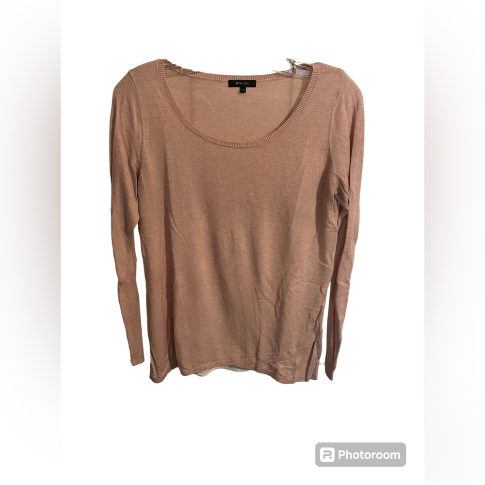 Women’s RW&co Blush Sweater w/ Lace detail back